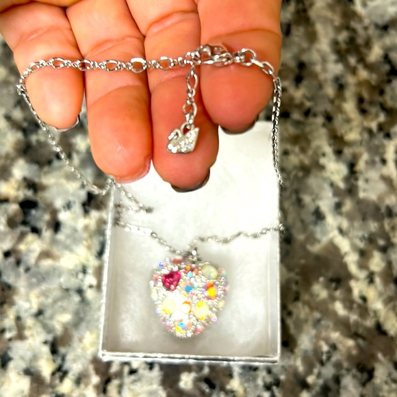 SWAROVSKI crystal Locket  New in box, never worn. - Picture 8 of 8